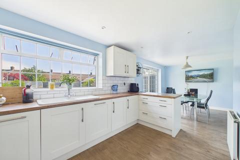 4 bedroom end of terrace house for sale, Reeds Hill, Bracknell, Berkshire, RG12