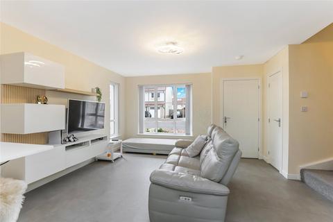 3 bedroom semi-detached house for sale, Quarry Walk, Thornliebank, Glasgow, Glasgow City, G46