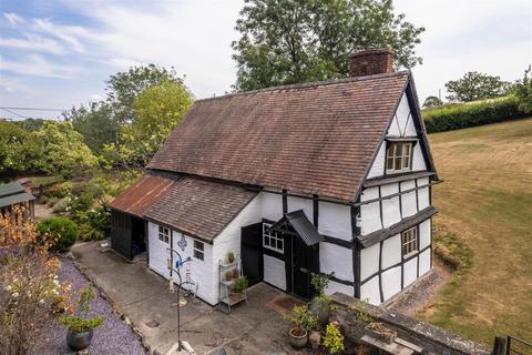 3 bedroom cottage for sale, Hollybush, Malvern