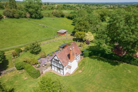 3 bedroom cottage for sale, Hollybush, Malvern
