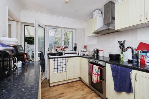 3 bedroom end of terrace house for sale, Bramble Drive, Hailsham