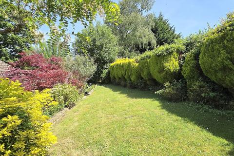 3 bedroom detached bungalow for sale, Blackthorns Close, Lindfield, RH16