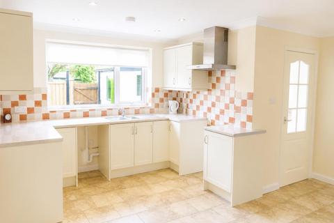 3 bedroom end of terrace house for sale, West Drive Gardens, Soham CB7