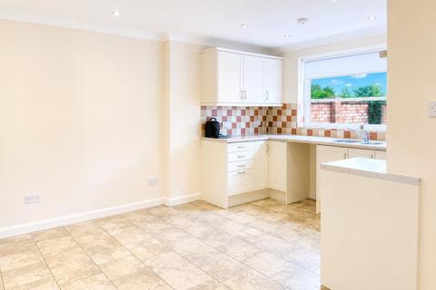 3 bedroom end of terrace house for sale, West Drive Gardens, Soham CB7