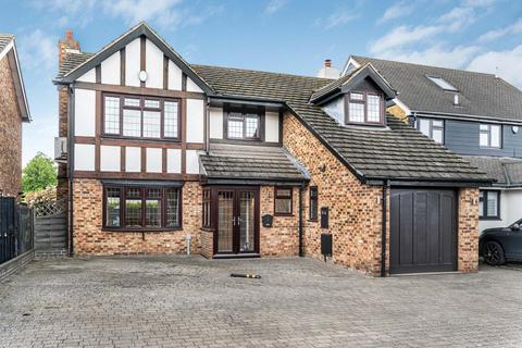 Heathwood Walk, Bexley