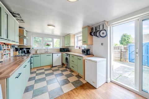 2 bedroom semi-detached bungalow for sale, Metheringham, Lincolnshire LN4