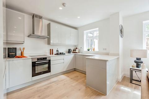 2 bedroom apartment for sale, Oakhurst, East Grinstead