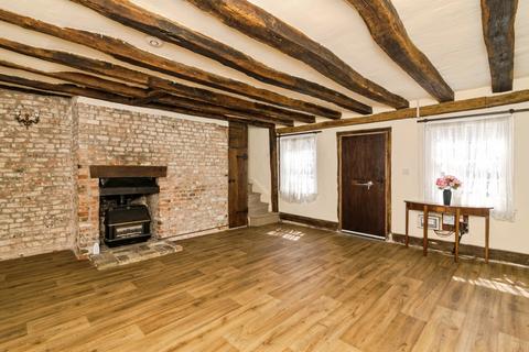 2 bedroom terraced house for sale, Old Market, Beccles, Suffolk, NR34