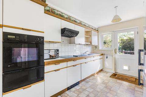 2 bedroom retirement property for sale, Penstones Court, Marlborough Lane, Stanford in the Vale, Faringdon, SN7