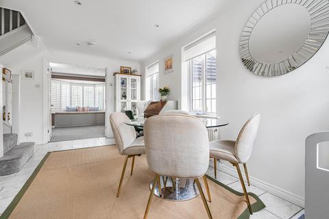 4 bedroom detached house for sale, Kentwell Place, Burwell CB25