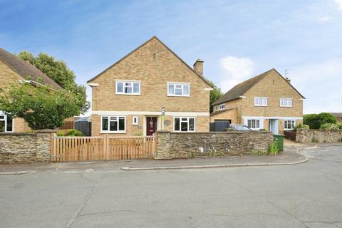 4 bedroom detached house for sale, Portland Place, Whittlesey, Peterborough