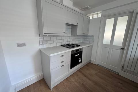 3 bedroom house to rent, Balmoral Grove, Colwick, NG4