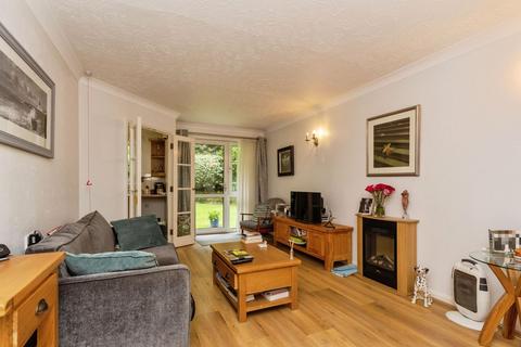 1 bedroom retirement property for sale, Heathdene Manor, Watford