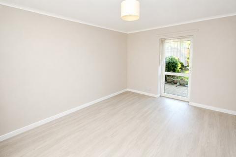 2 bedroom semi-detached house to rent, Elsinore Avenue, Staines-upon-Thames, TW19