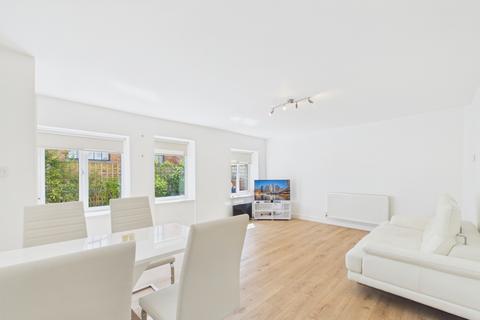 2 bedroom semi-detached house for sale, Kings Head Mews, Ross-on-Wye, Herefordshire, HR9