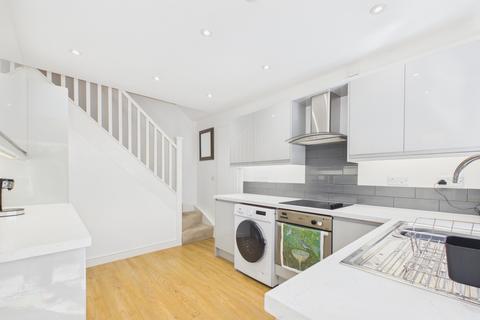2 bedroom semi-detached house for sale, Kings Head Mews, Ross-on-Wye, Herefordshire, HR9
