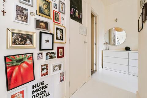 1 bedroom flat for sale, Jedburgh Road, Plaistow, London, E13