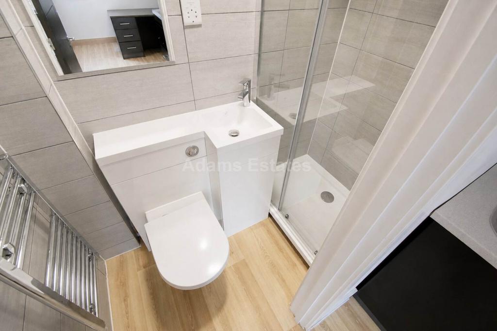 Charndon Close, Reading – pohled 4
