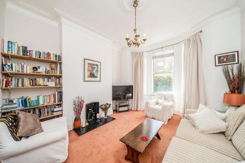 4 bedroom terraced house for sale, Southampton Way, London SE5