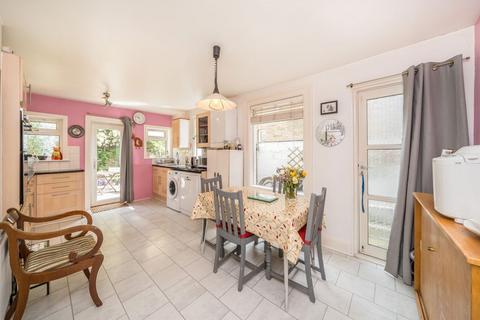 4 bedroom terraced house for sale, Southampton Way, London SE5