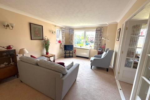2 bedroom flat for sale, Willow Court, Brookside Road