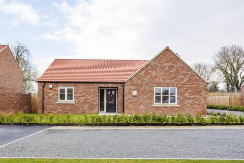 undefined, Maple Court, Tholthorpe