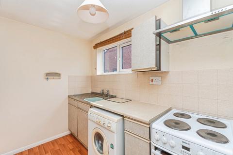 1 bedroom maisonette for sale, Knatchbull Close, Romsey, Hampshire, SO51