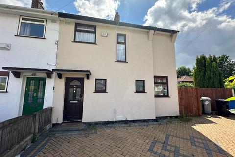 3 bedroom semi-detached house to rent, Cherry Tree Walk, Stretford, M32