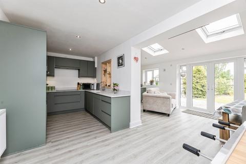 2 bedroom semi-detached house for sale, Highfield Road, Bubwith, Selby
