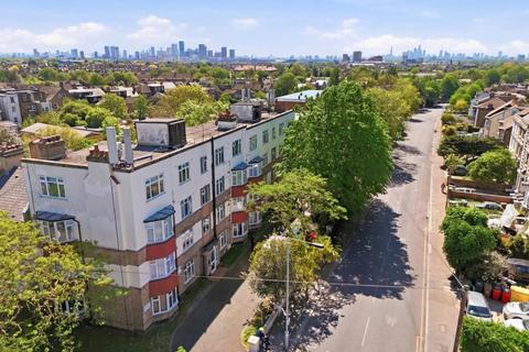 1 bedroom apartment for sale, Hainault Road, London, E11