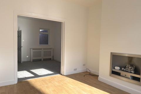 3 bedroom terraced house to rent, Cross Street, Warrington