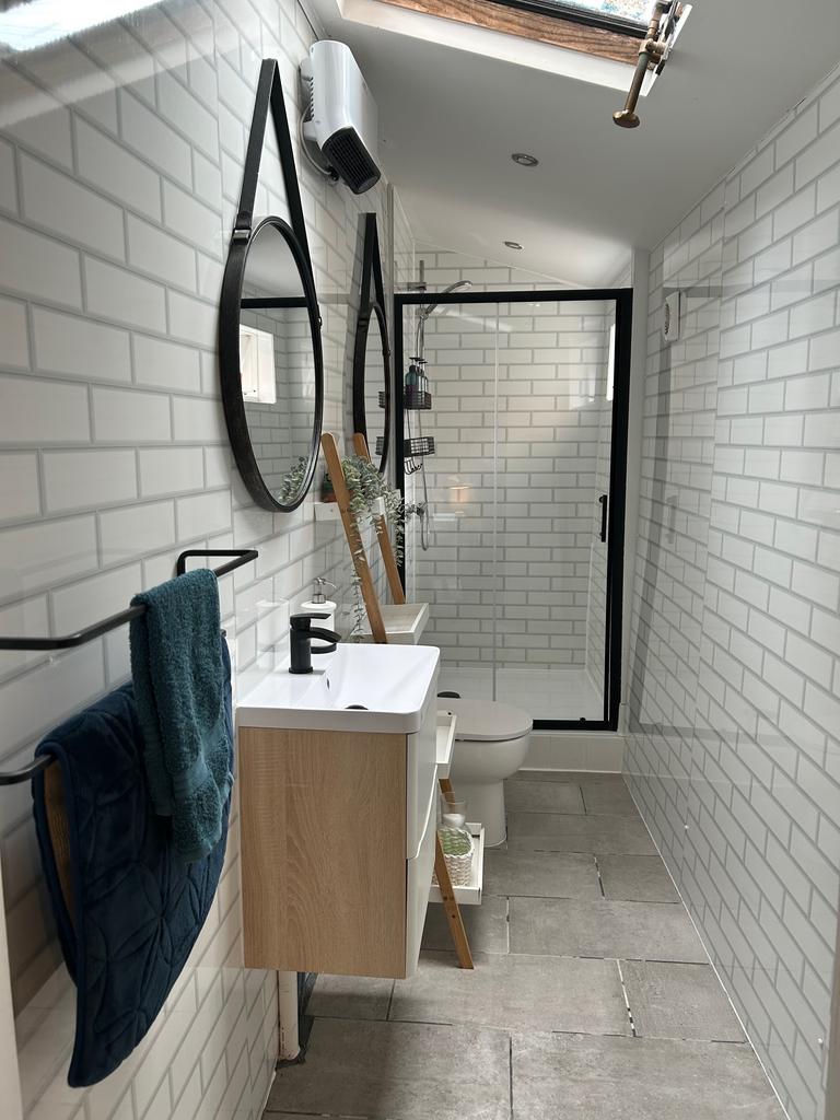 Shower Room 1