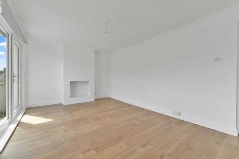 2 bedroom flat to rent, Kingsknowe Road North, Kingsknowe, Edinburgh, EH14