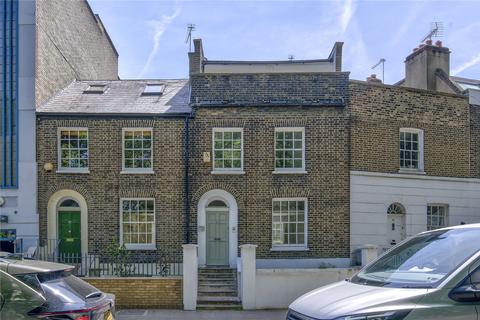 New Kings Road, Fulham, London, SW6