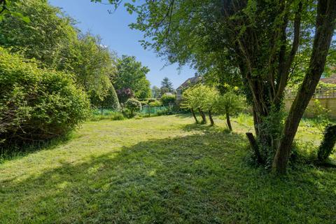 5 bedroom detached house for sale, Wellhouse Way, High Wycombe HP14