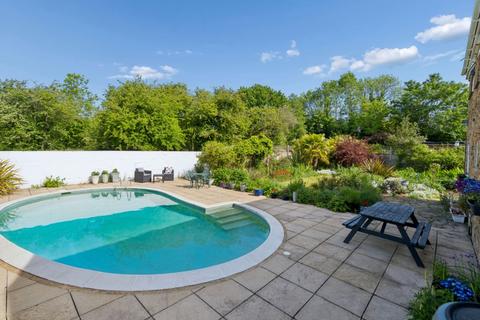 5 bedroom detached house for sale, Wellhouse Way, High Wycombe HP14