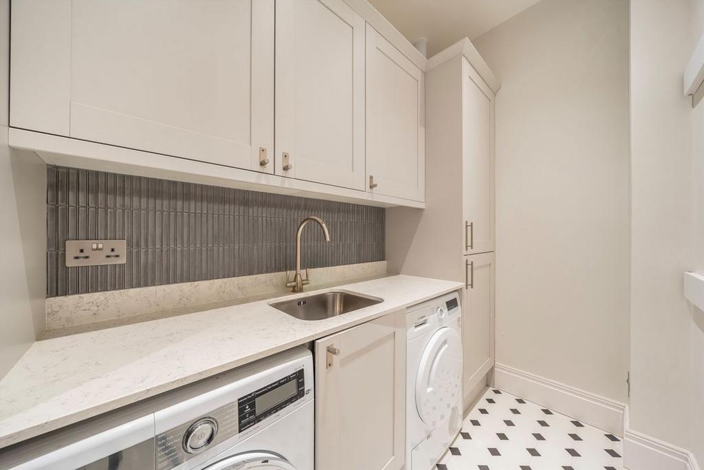 Utility room, utility