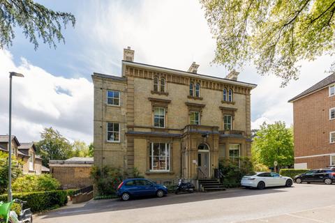 West Hill, London, SW15