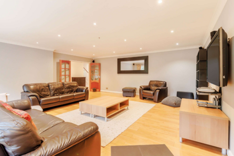 4 bedroom detached house for sale, Bishops Avenue, Northwood HA6
