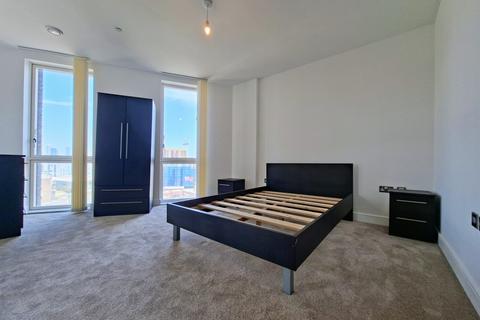 3 bedroom apartment to rent, Creative Road Deptford SE8