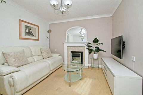 2 bedroom flat for sale, Quay Street, Truro, Cornwall, TR1