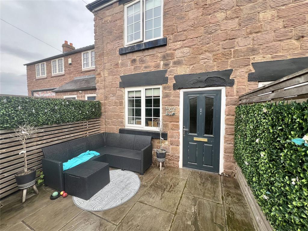 House in Rotherham, Treeton - More