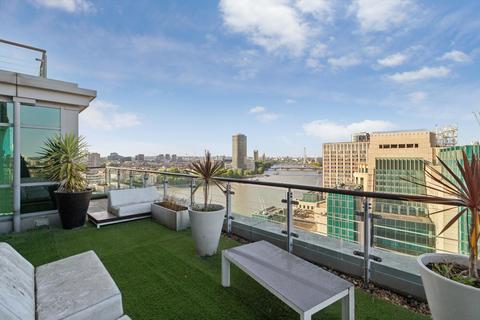 5 bedroom flat for sale, St. George Wharf, London SW8