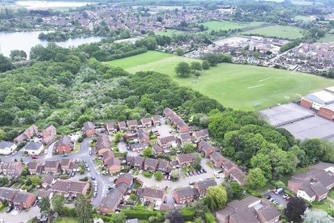 undefined, Brook Avenue, FARNHAM