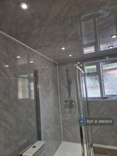 1 bedroom flat to rent, Harlington, Hayes, UB3