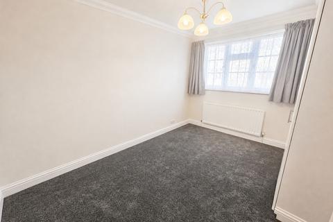 2 bedroom flat to rent, Hale Lane, Mill Hill, NW7