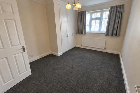 2 bedroom flat to rent, Hale Lane, Mill Hill, NW7
