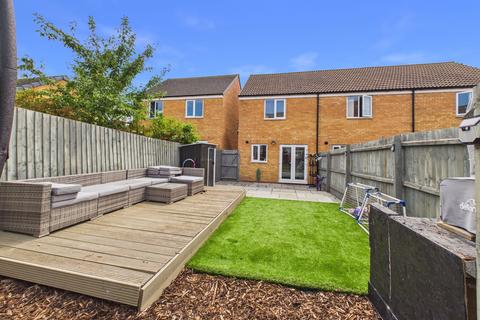 2 bedroom end of terrace house for sale, Linus Grove, Peterborough, PE2