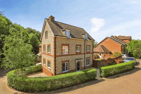 5 bedroom detached house for sale, Buckle Gardens, Hellingly, Hailsham