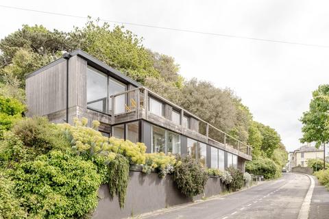 4 bedroom detached house for sale, Radnor Cliff, Folkestone, Kent